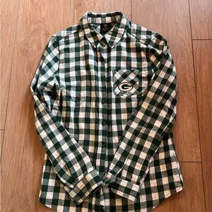 Green Bay Packers Green Checkered women’s flannel Shirt - Medium